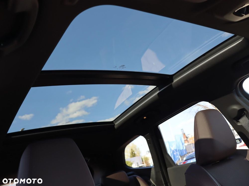 BMW iX1 xDrive30 66.5kWh M Sport - 12