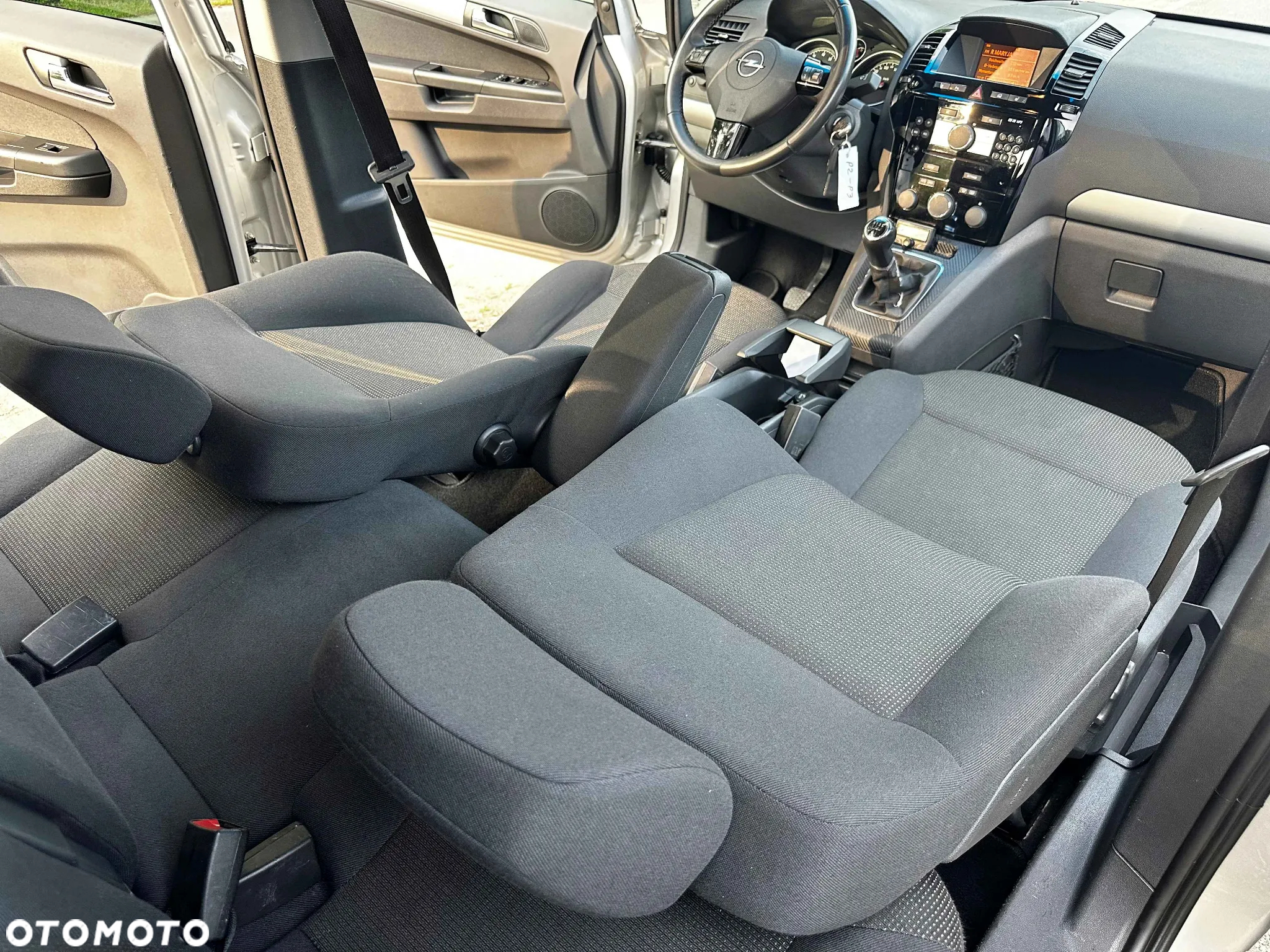 Opel Zafira 1.8 Cosmo EU5 - 20