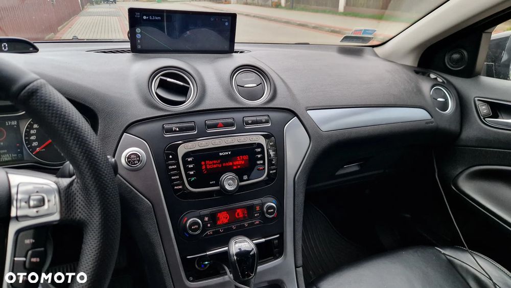 Ford Mondeo 2.0 EcoBoost Titanium - 22