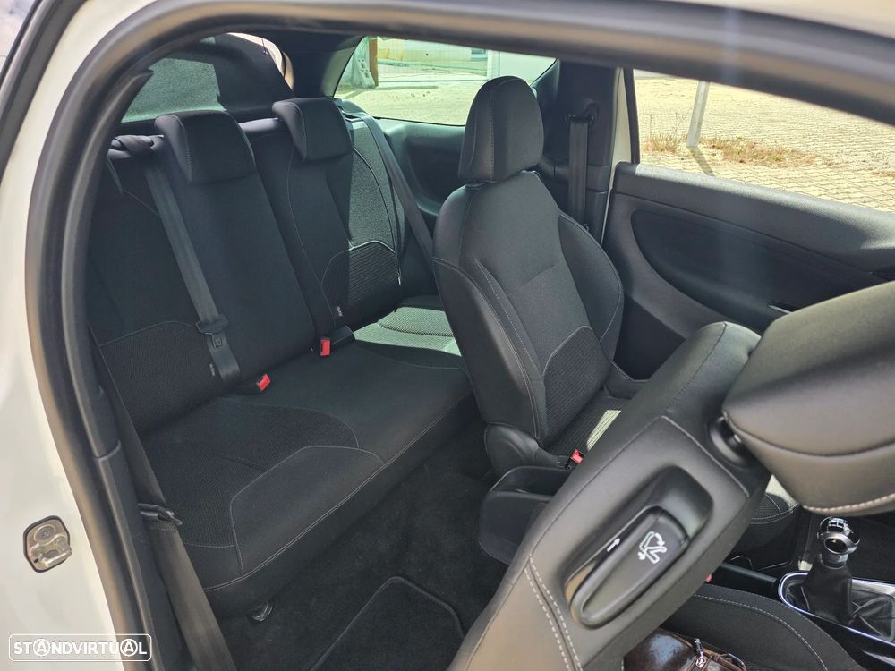 DS DS3 Pure Tech VTi 82 SoChic - 15