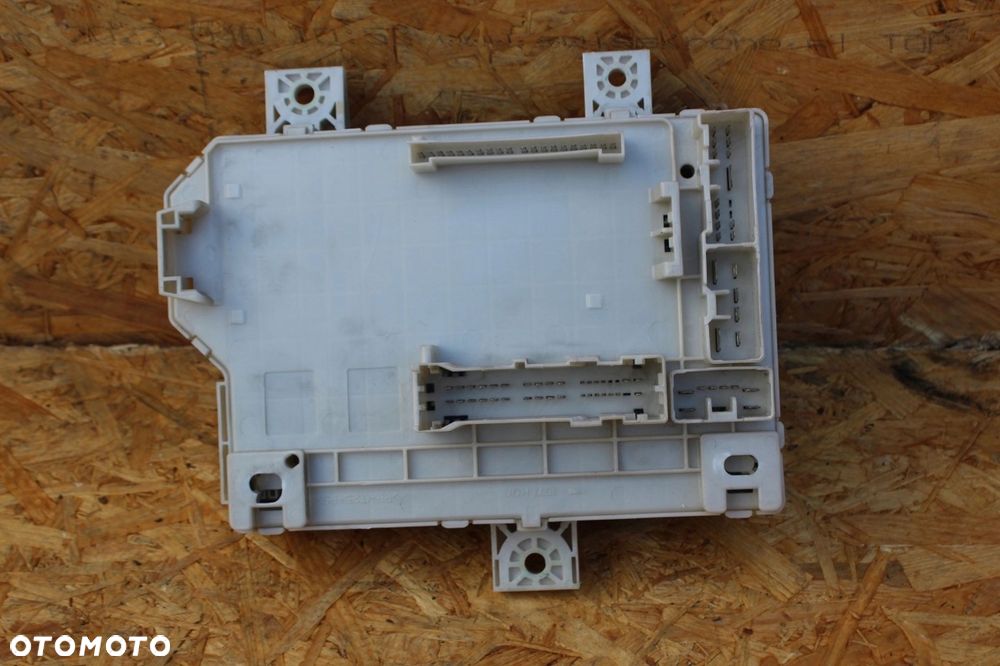 Moduł sterownik BSI MITSUBISHI COLT VI z30 8565A174 - 2
