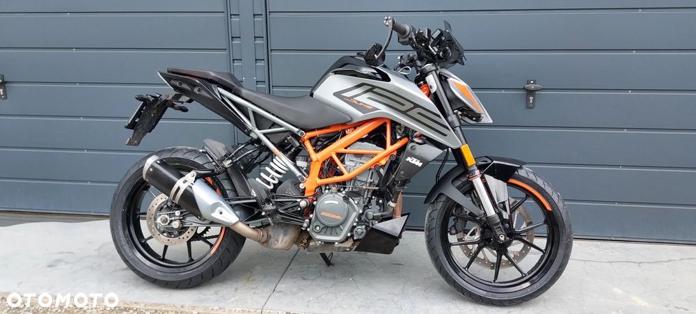 KTM Duke 125 - 22