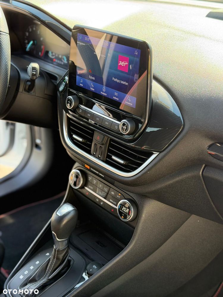 Ford Fiesta - 10