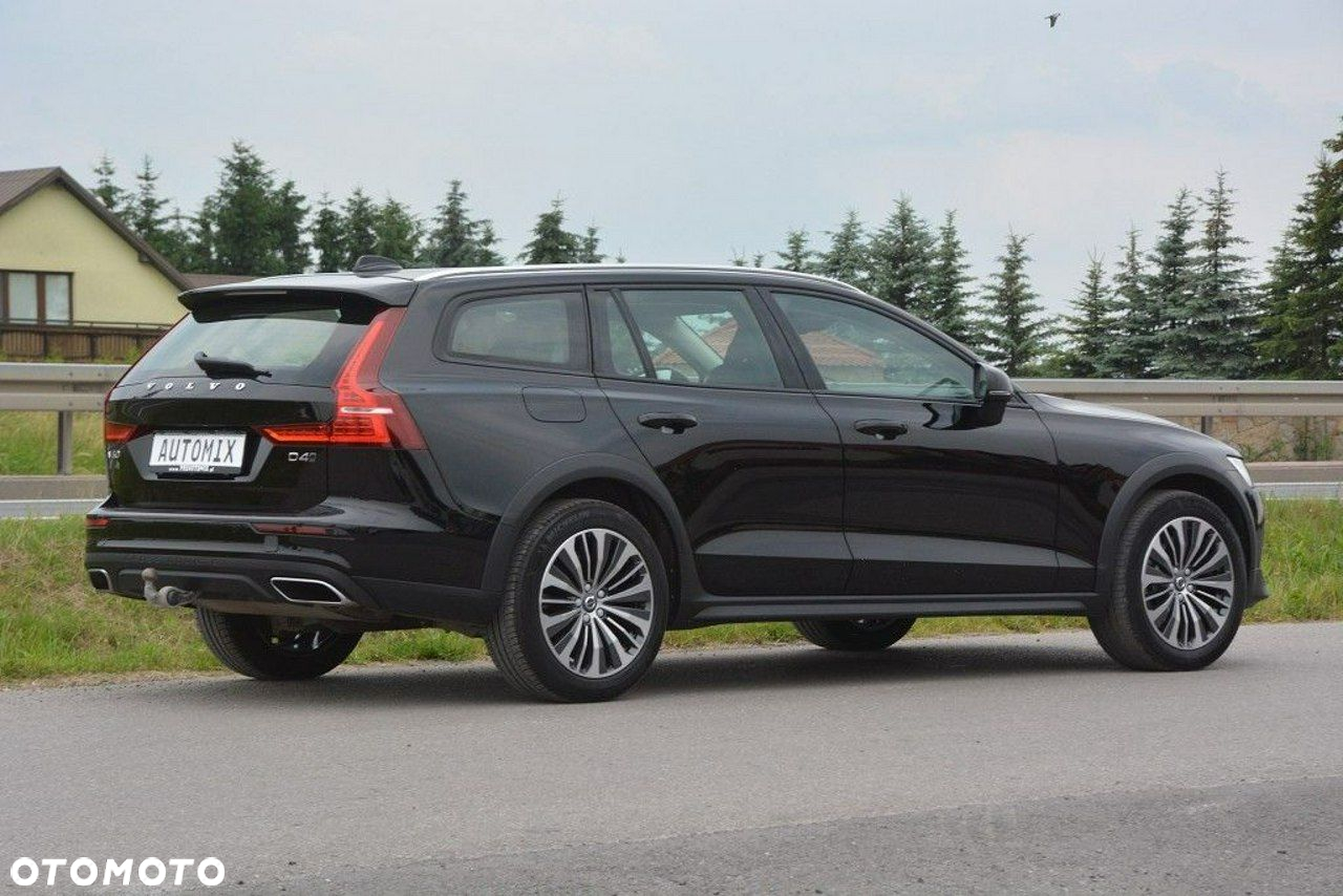 Volvo V60 Cross Country D4 AWD Geartronic - 7