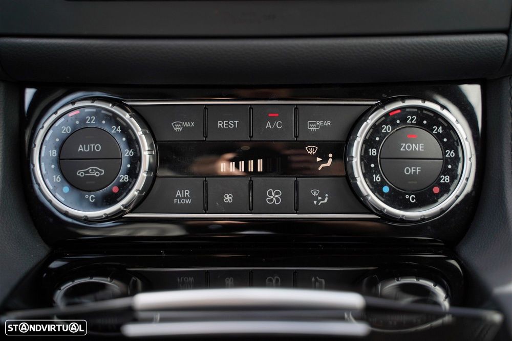 Mercedes-Benz CLS 350 CDi BlueEfficiency - 23