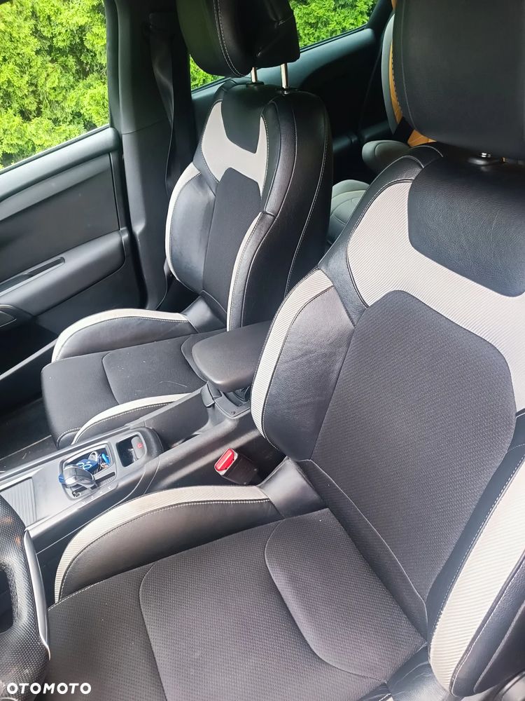 Citroën DS4 1.6 e-HDi SoChic MCP - 12