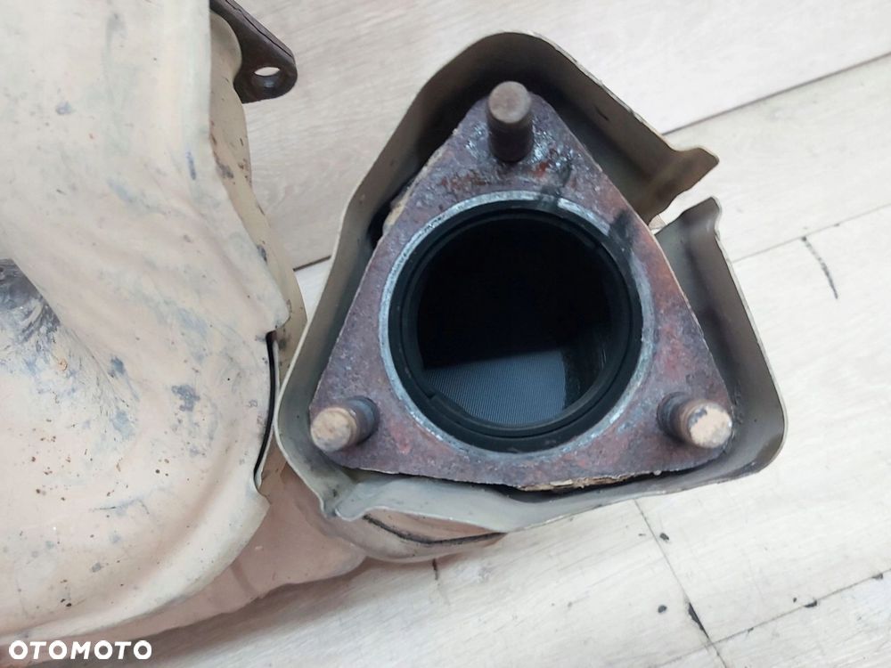 Subaru Forester II SG Lift katalizator 2,0 benzyna - 4