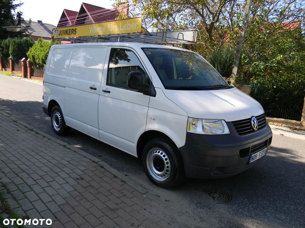Volkswagen Transporter - 2