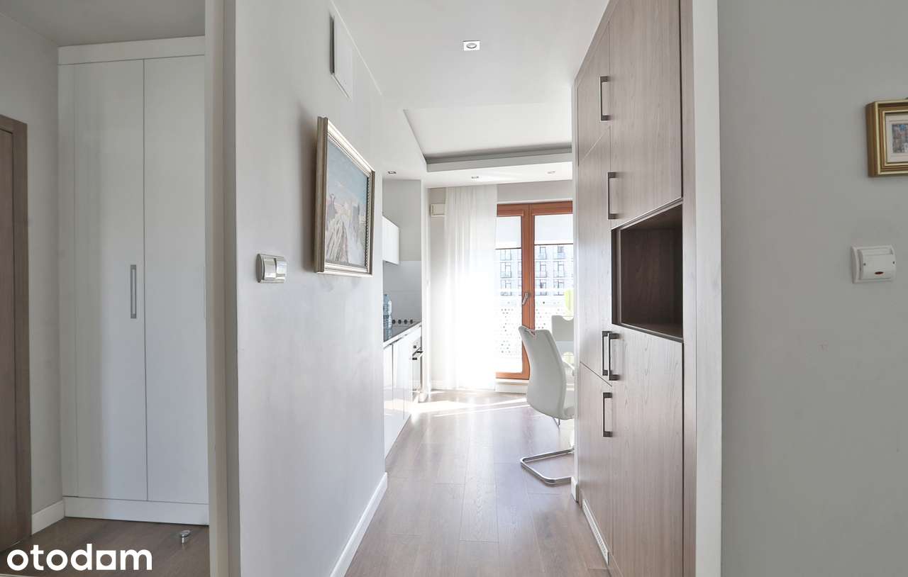 2 pokoje,48m2,ul. Wronia /Hotel Hilton/ OXYGEN/ Nowe z Tarasem /Garaż