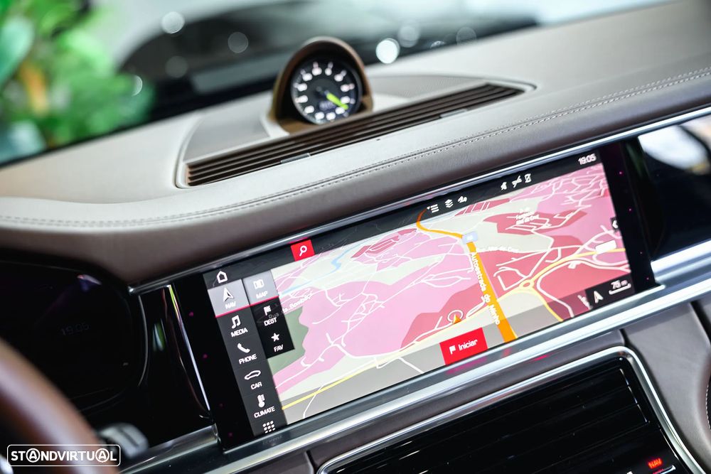 Porsche Panamera Sport Turismo 4S E-Hybrid - 36