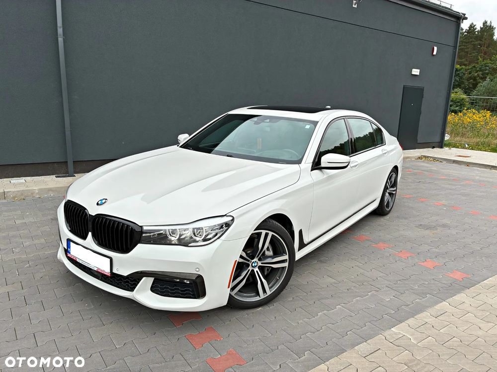 BMW Seria 7 740Li - 12