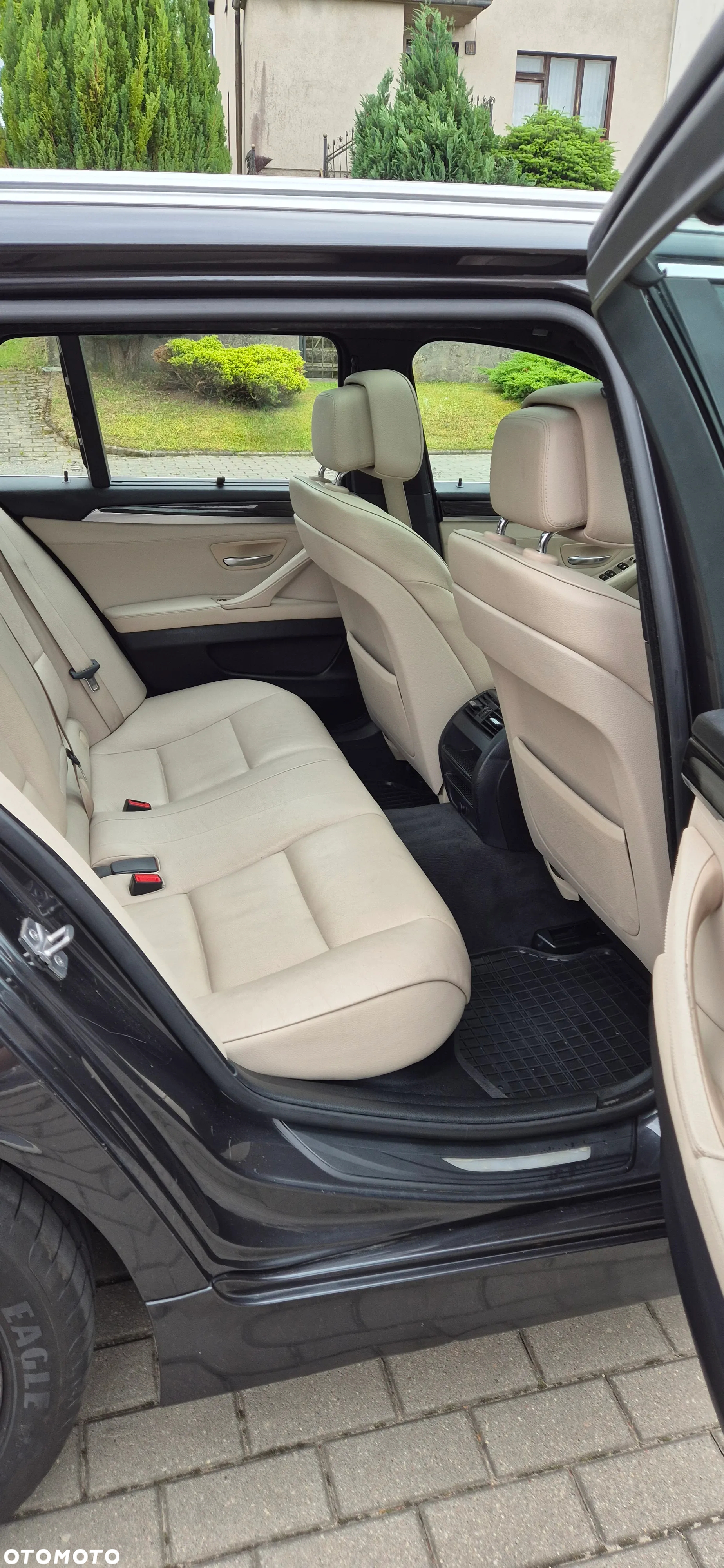BMW Seria 5 520d Touring Luxury Line - 9