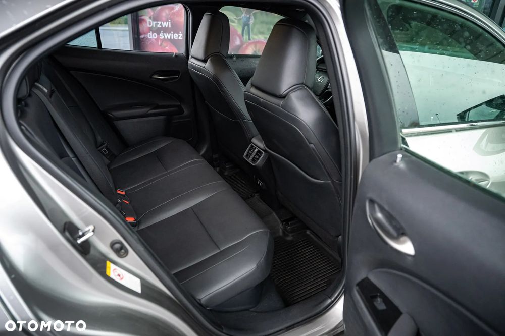 Lexus UX 250h Prestige AWD - 20
