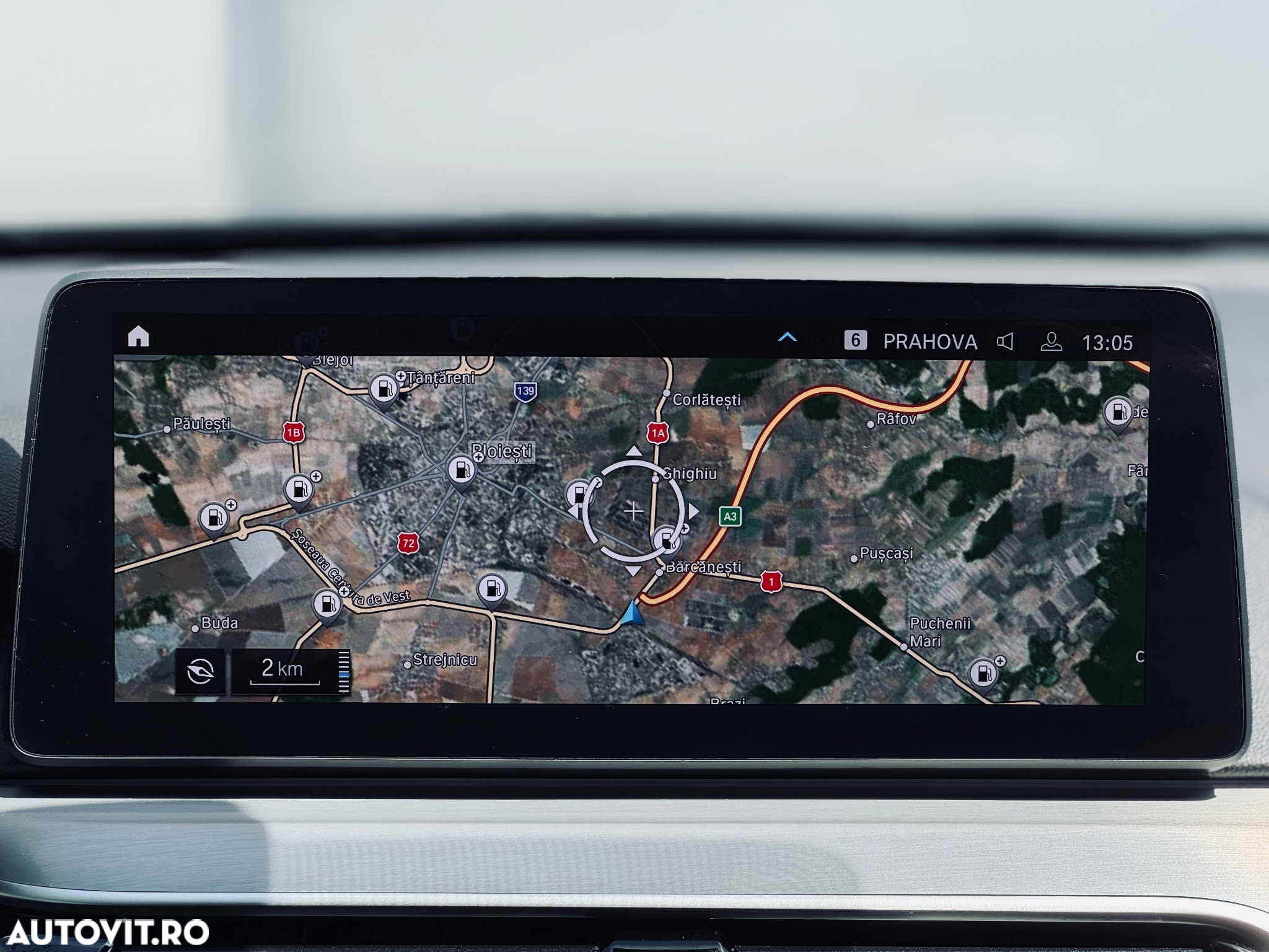 BMW Seria 5 530e xDrive Touring Aut. - 32