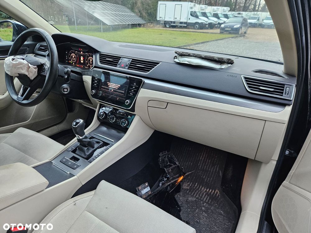 Skoda Superb 2.0 TSI Style DSG - 19