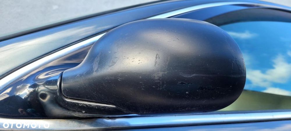 LUSTERKO PRAWE CHRYSLER MODEL 300M 2002 - 2