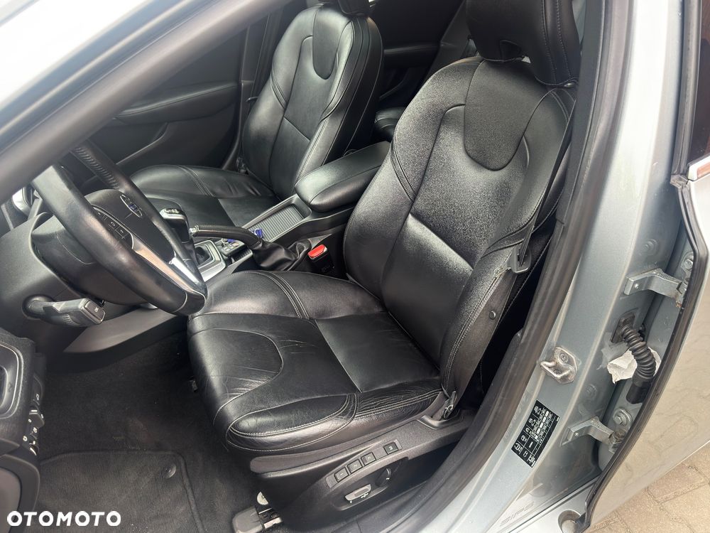 Volvo V40 D2 Drive-E Summum - 11
