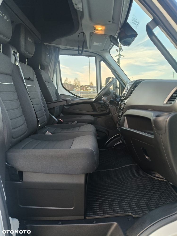 Iveco DAILY 70C18 / SKRZYNIA / FABRYCZNIE NOWE / NA PODUSZKACH / - 30