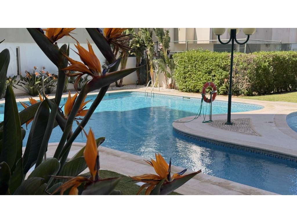 Apartamento T2 com vista mar junto à Marina de Vilamoura, Algarve - Grande imagem: 2/44