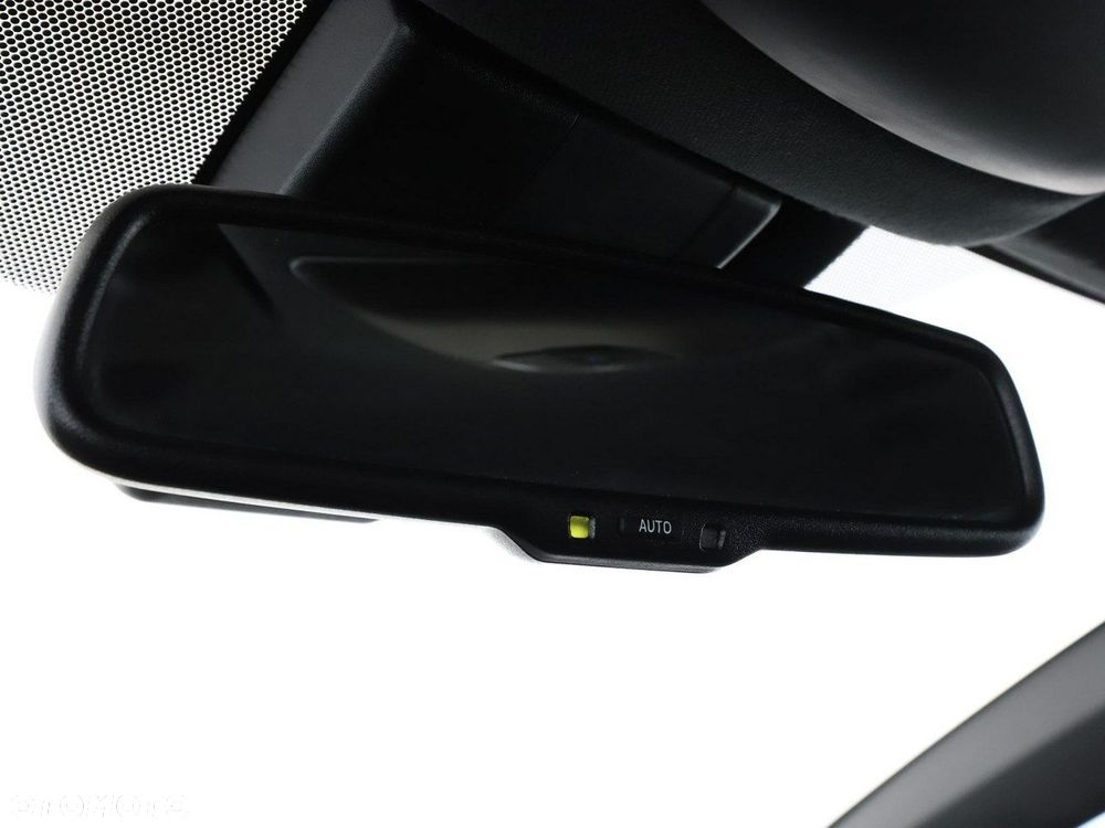 Toyota C-HR Flow - 36