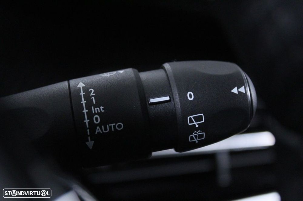 Peugeot 2008 1.5 BlueHDi Active Pack - 25