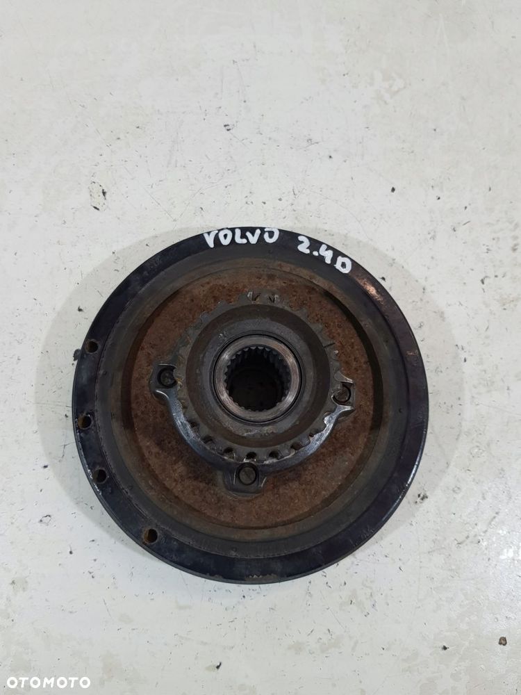 koło pasowe wału 30677464 volvo s60 v70 2.4d - 1