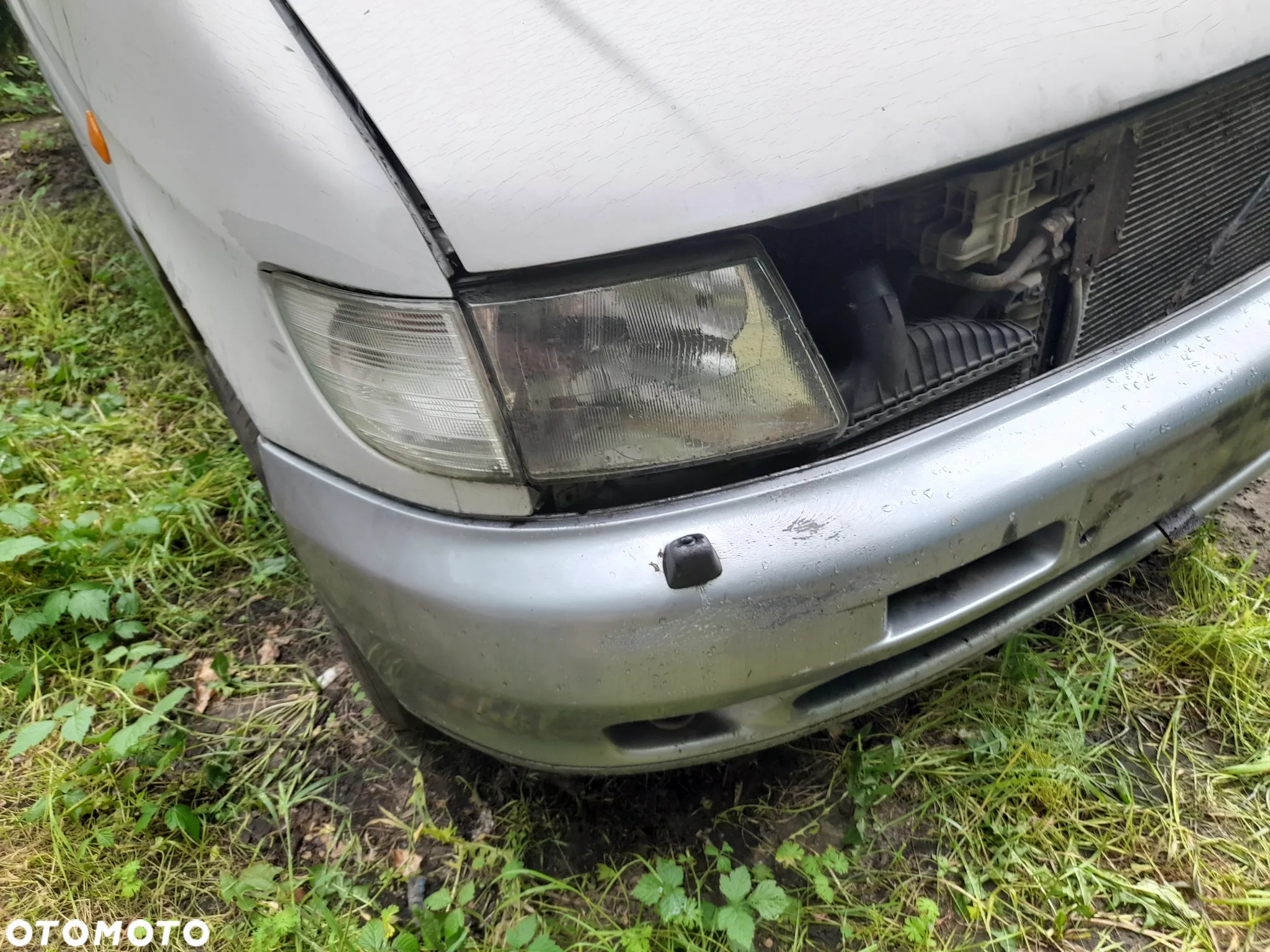 MERCEDES VITO W638 ATRAPA GRILL - 14