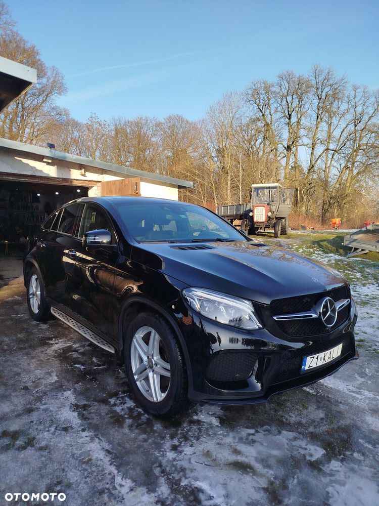 Mercedes-Benz GLE - 24