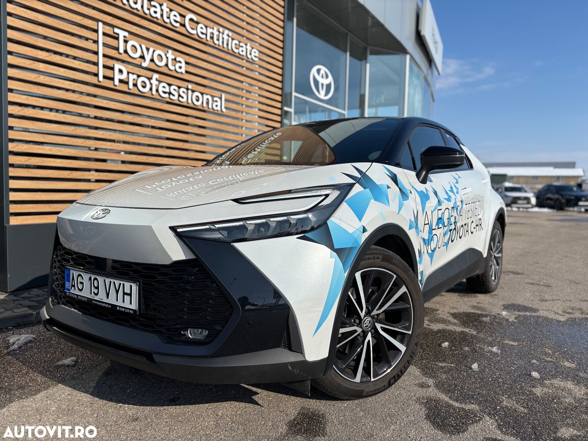 Toyota C-HR 2.0 PHEV 223 CP 4x2 CVT Exclusive - 1