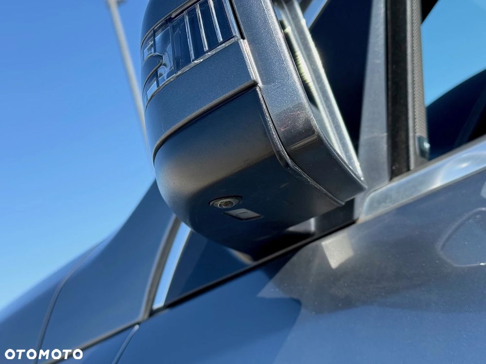 Mercedes-Benz GLS - 16