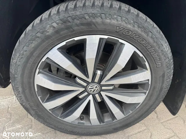 Volkswagen Amarok 3.0 V6 TDI 4Mot Aventura - 12