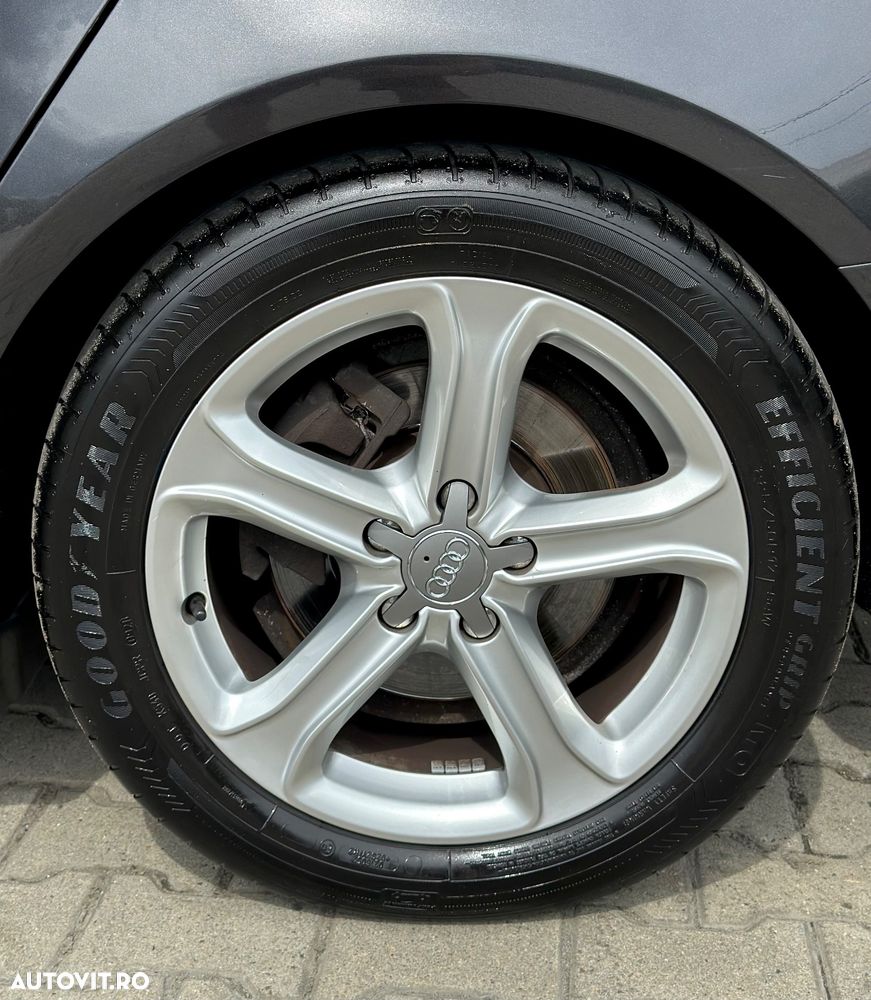 Audi A4 Avant 2.0 TDI DPF multitronic S line Sportpaket - 14