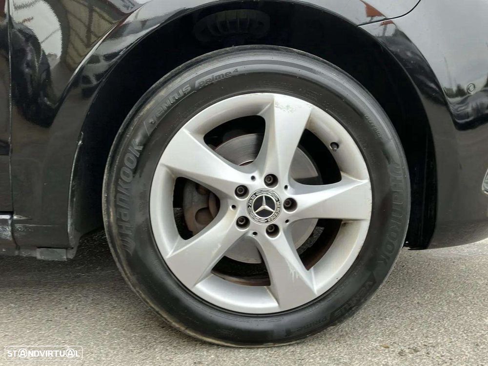 Mercedes-Benz V 220 d Longo Avantgarde Aut. - 22