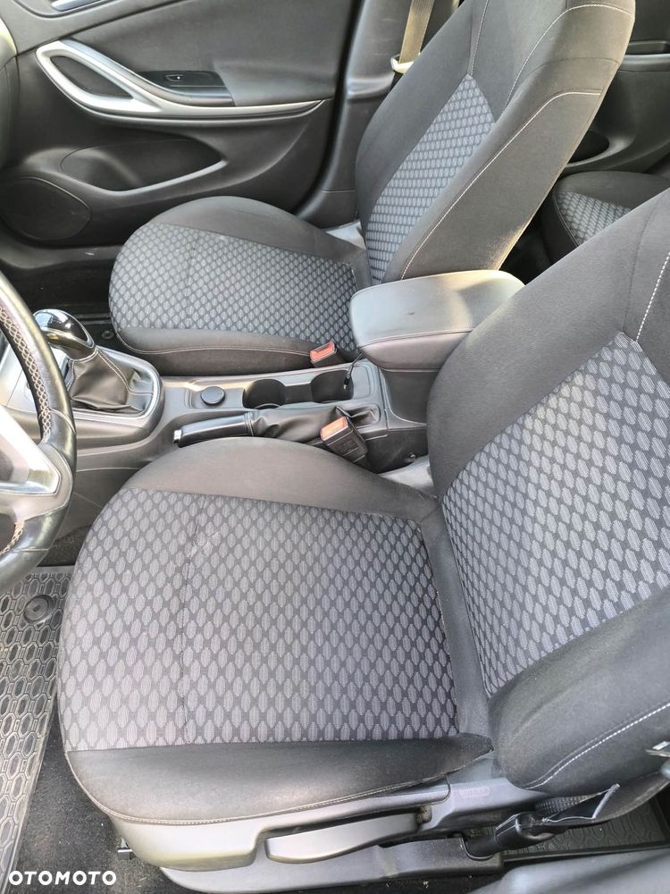 Opel Astra - 25