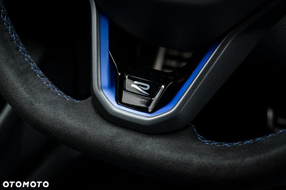 Volkswagen Golf - 14