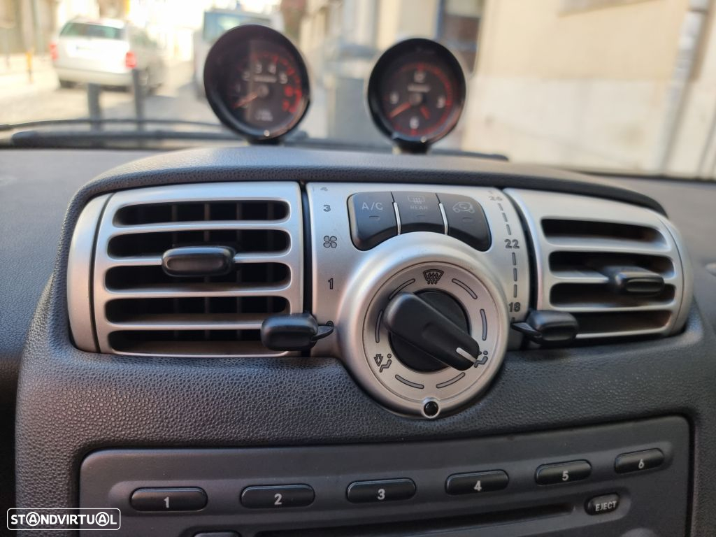 Smart Fortwo Cabrio 1.0 T Brabus Xclusive - 17