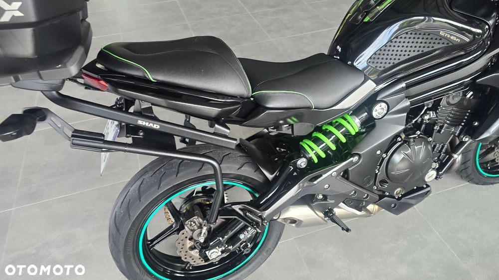 Kawasaki ER - 24