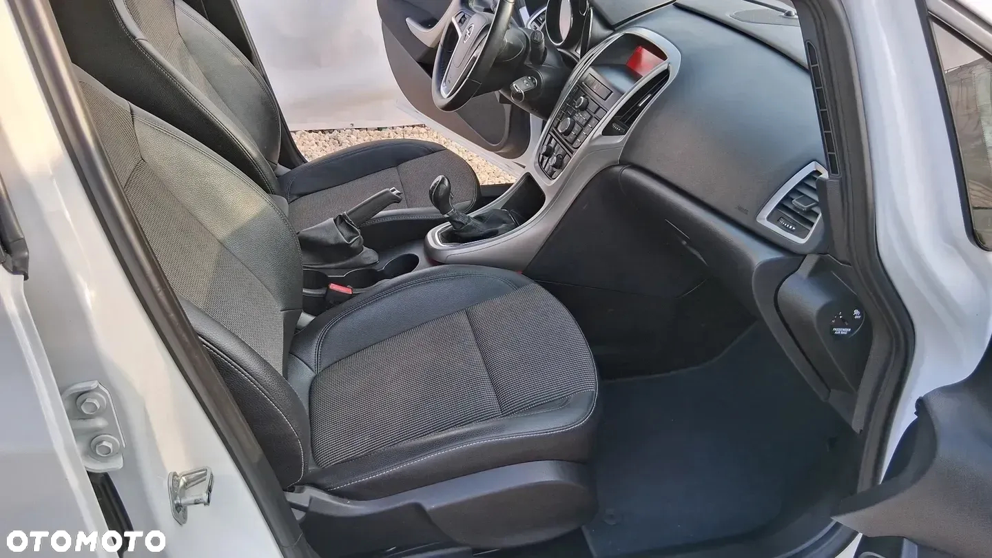 Opel Astra 1.4 Turbo Innovation - 15
