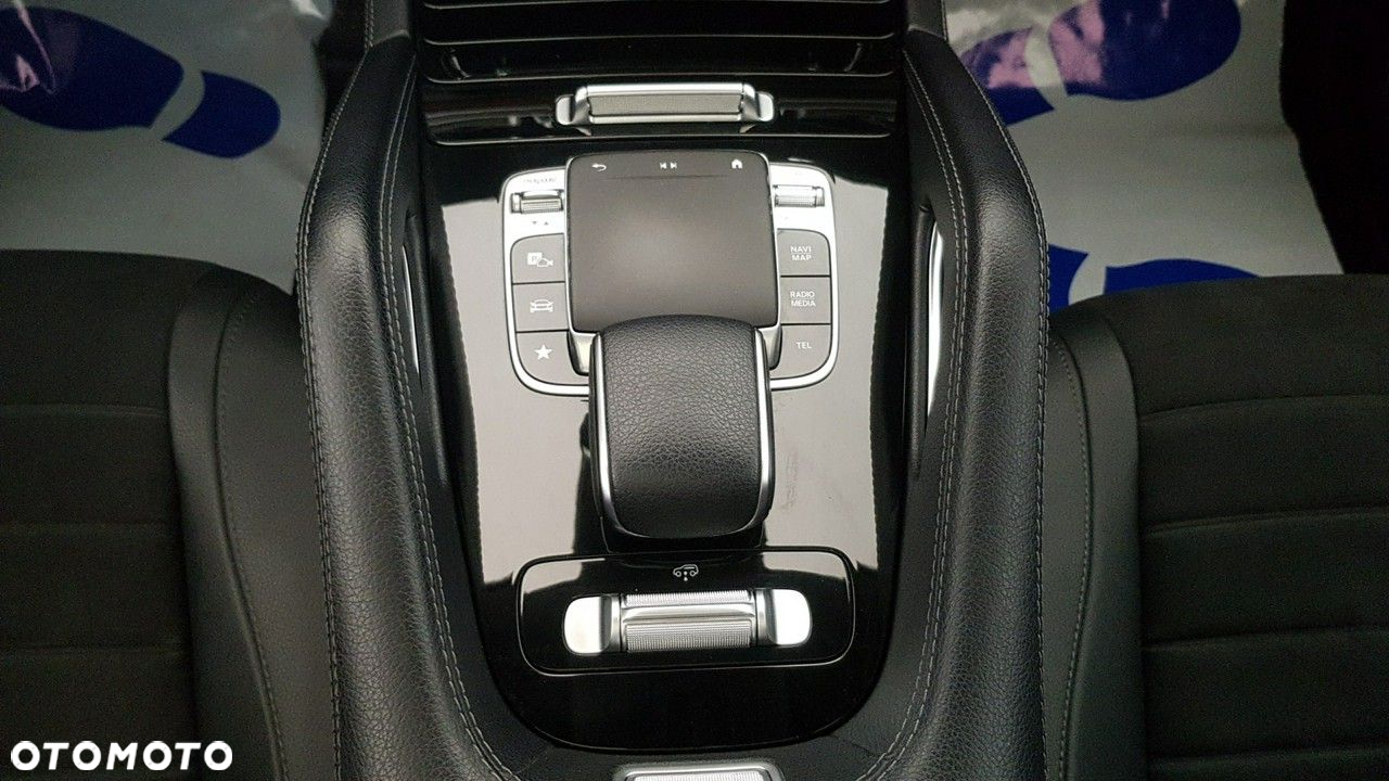 Mercedes-Benz GLE - 29