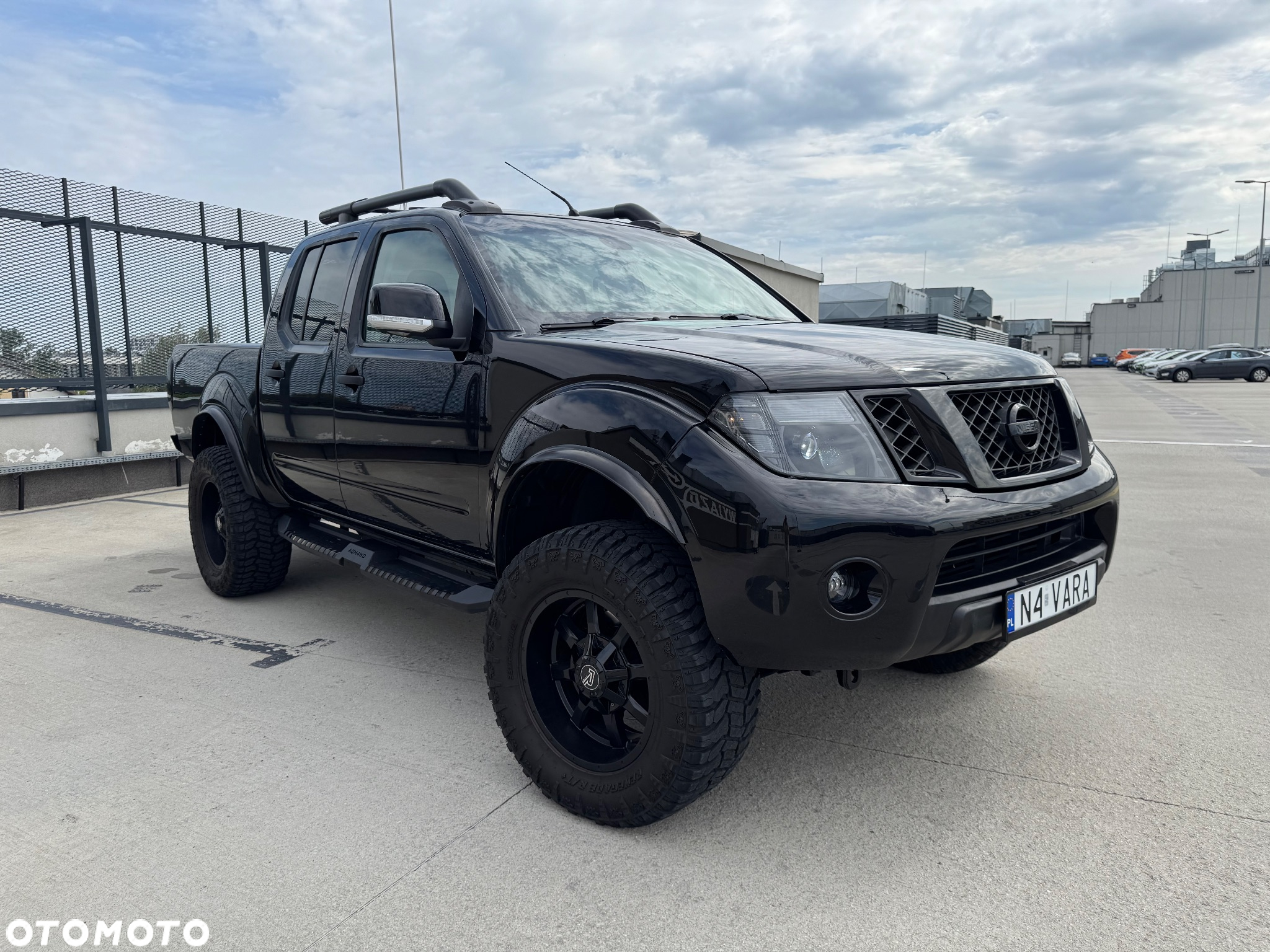 Nissan Navara 3.0 D V6 Platinum Long EU5 - 4
