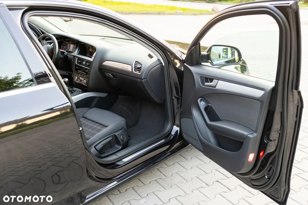 Audi A4 Avant 2.0 TDI DPF clean diesel quattro S line Sportpaket - 24
