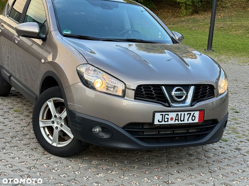 Nissan Qashqai - 1