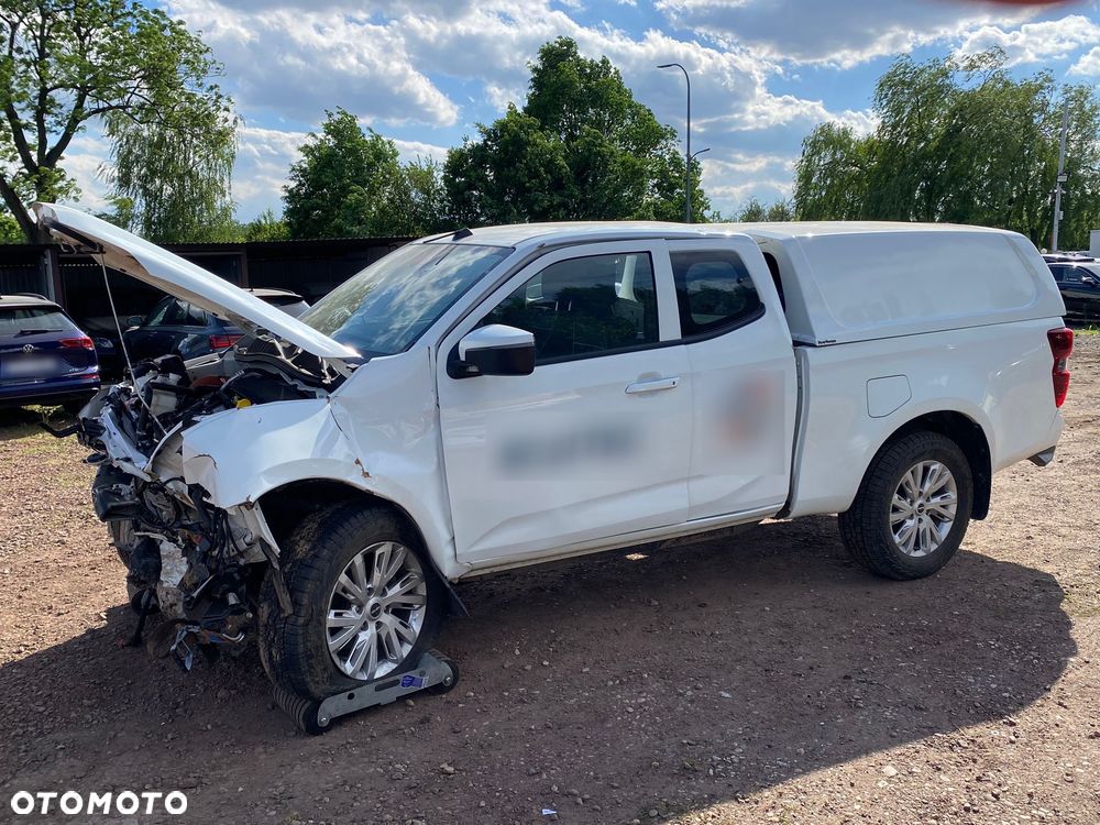 Isuzu D-Max 1.9 DC L - 15