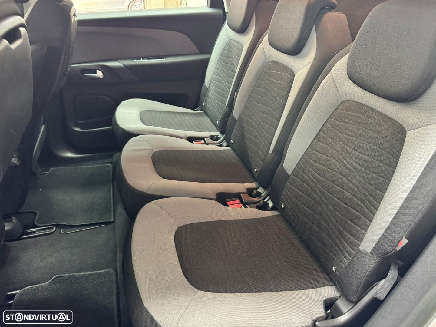 Citroën C4 Picasso 1.6 HDi Attraction ETG6 - 12