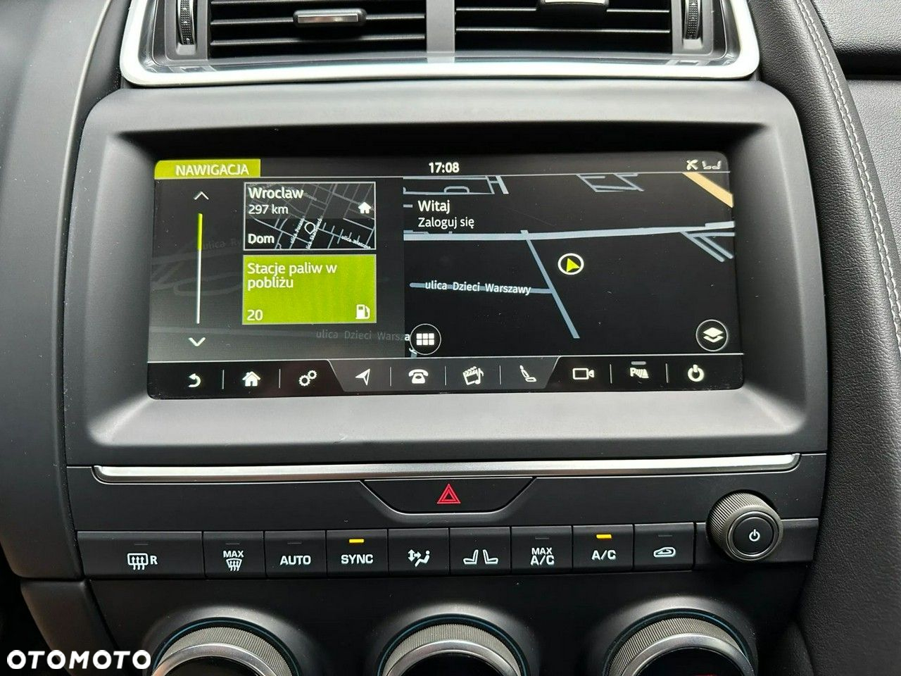 Jaguar E-Pace - 22
