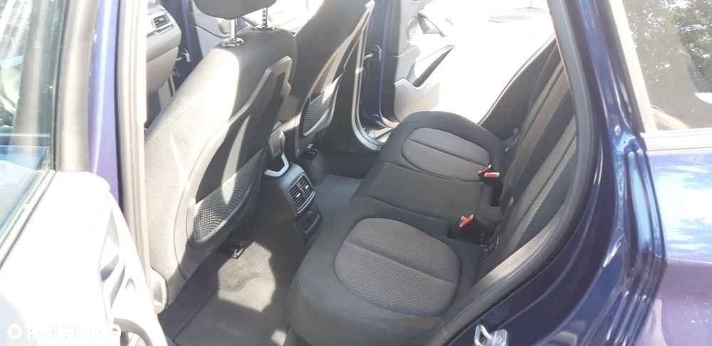 BMW X1 xDrive20i - 35