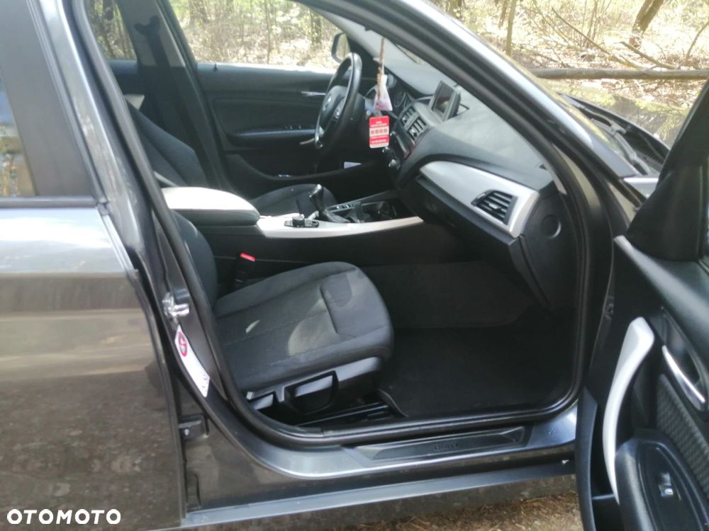 BMW Seria 1 116d - 12