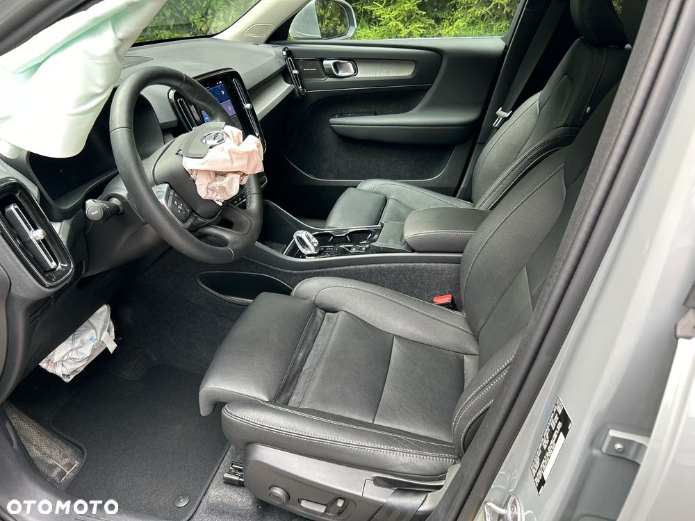 Volvo XC 40 B5 B AWD Ultimate Bright - 11