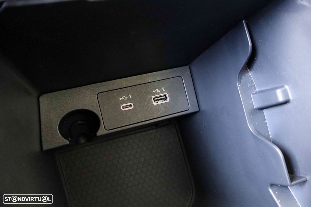 Nissan Qashqai 1.3 DIG-T N-Connecta - 33