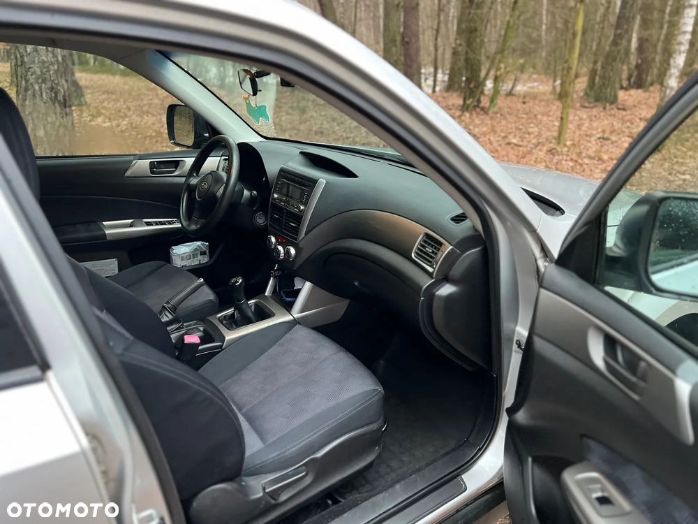 Subaru Forester 2.0 XA Euro5 - 29